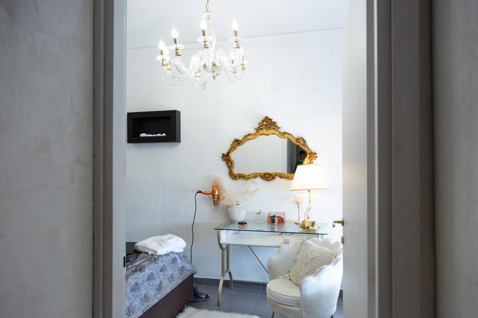Femme Noir Luxury Spa Experience San Nicola La Strada Exteriér fotografie